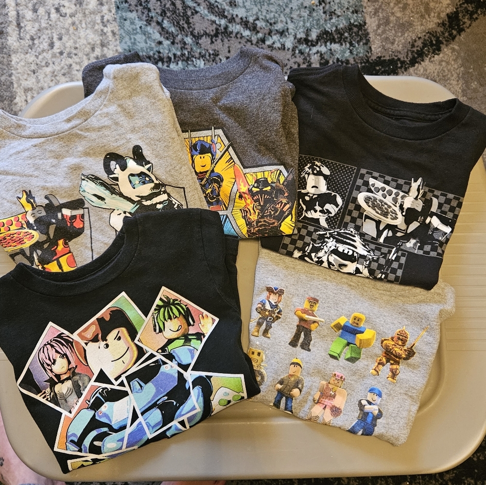 Boys xs roblox t shirts
